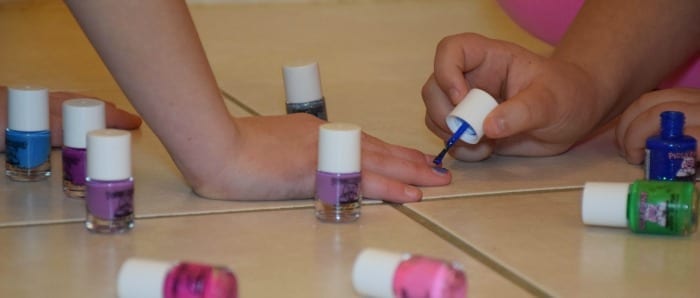 painting nails with piggy paint polish