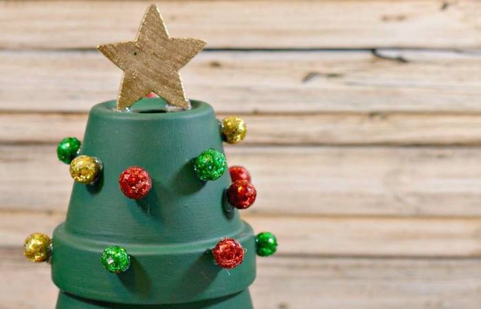 DIY Terracotta Christmas Tree