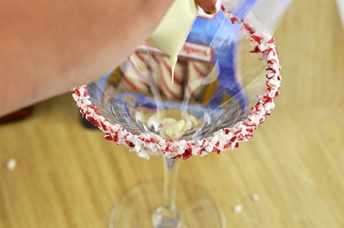 white chocolate peppermint cocktail inprocess4