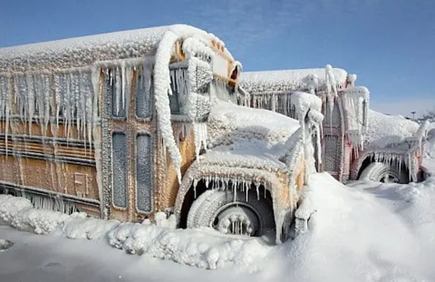 School-Bus-in-Snow
