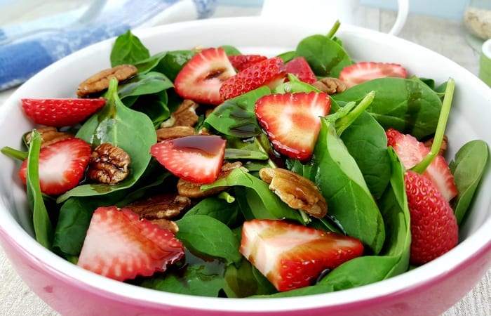 Strawberry Spinach Salad with Honey Balsamic Dressing