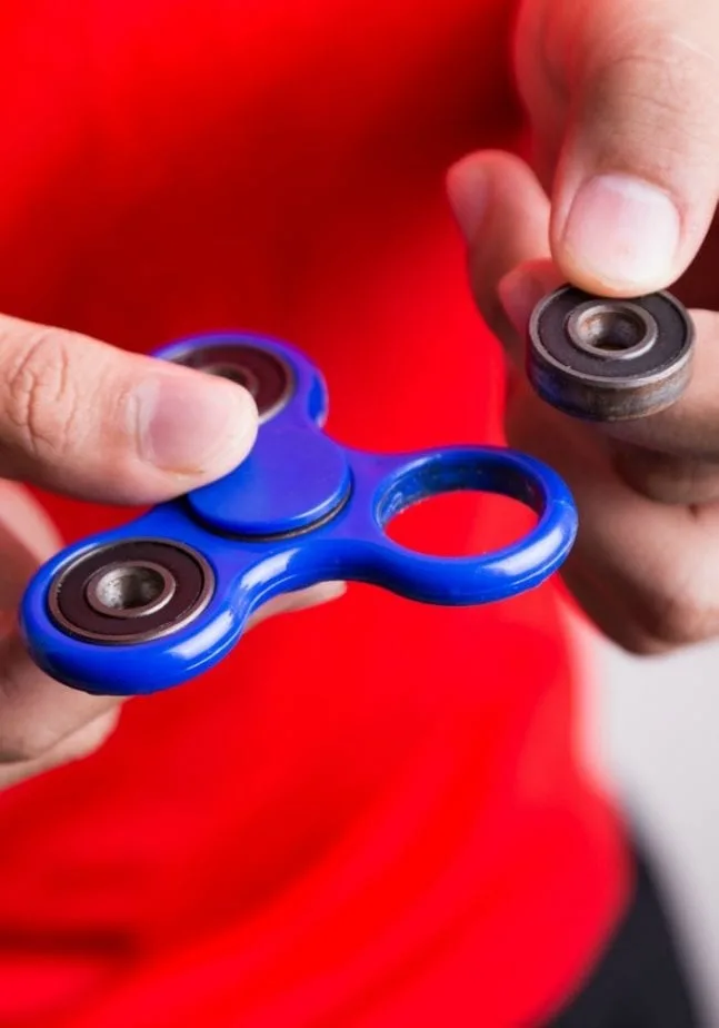 10 To Do With Fidget Spinners Your Kids With Them