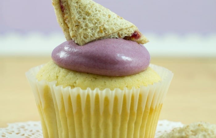 Deliciously Classic Peanut Butter & Jelly Cupcakes