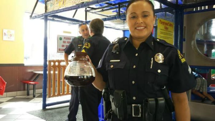 McDonald’s Coffee with Cops Program + Free Coffee! #DPDCoffeewithCops #coffee #coffeewithcops #goinglocal #texas