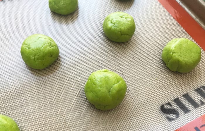 Hulk Cookies #hulk #hulkcookies #hulkrecipes #crinklecookies