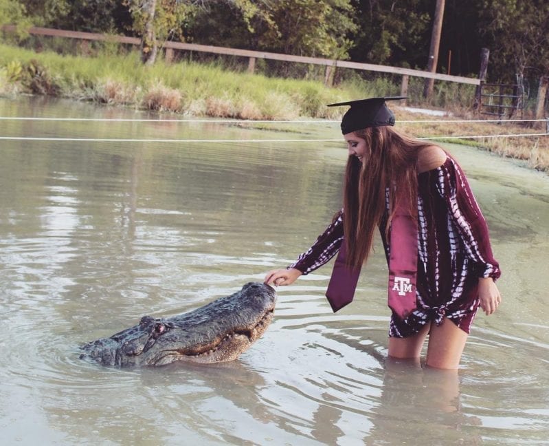 Senior Pictures with an alligator