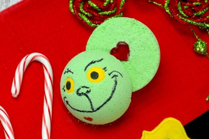 Nothing says Merry Christmas like these homemade Grinch bath bombs
