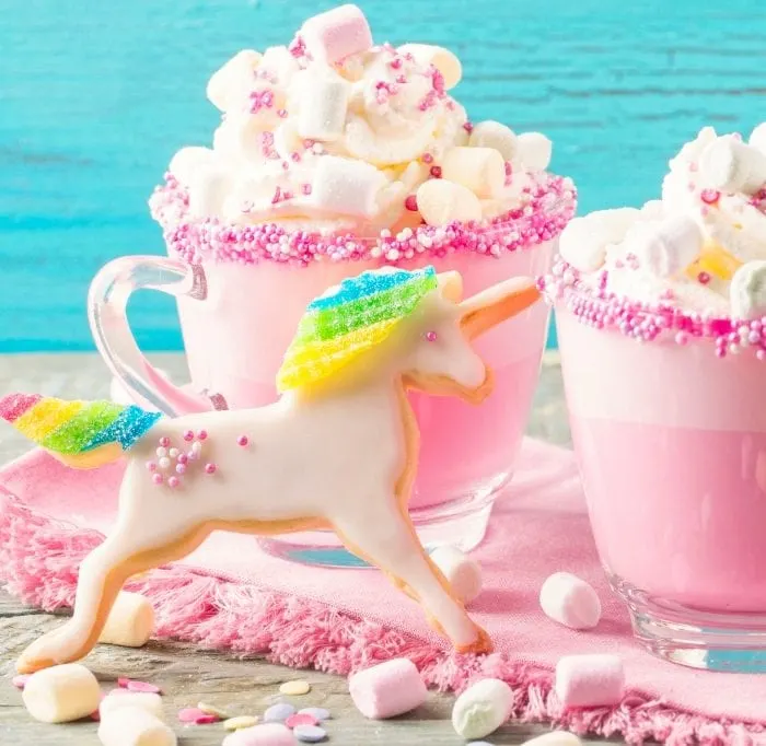 https://cdn.totallythebomb.com/wp-content/uploads/2019/03/unicorn-cookies-6-700x682.jpg.webp