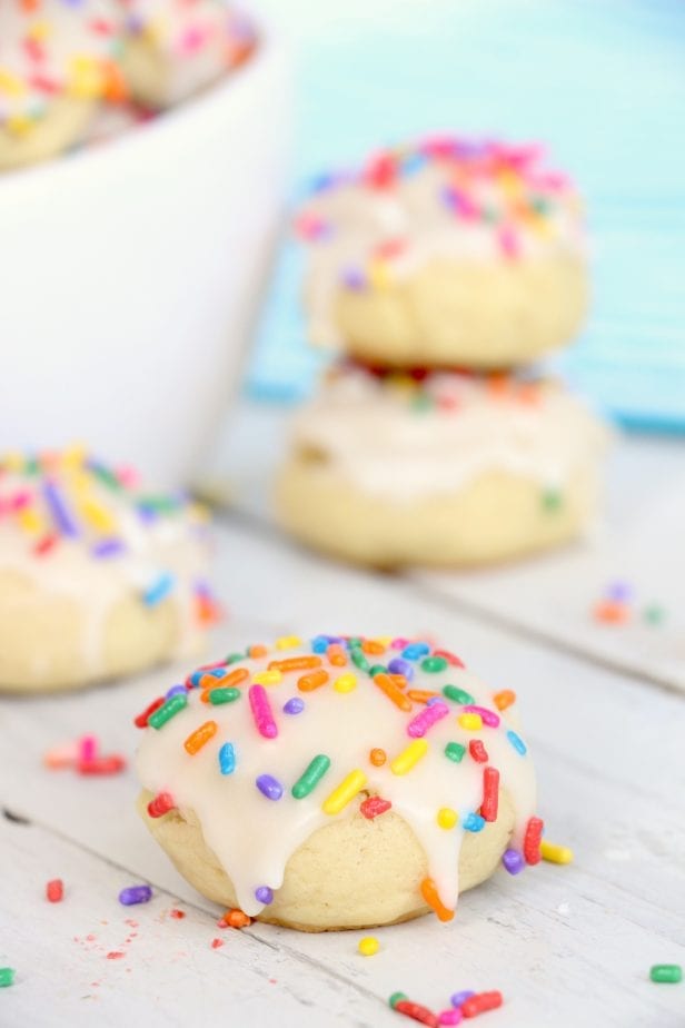 So soft and chewy, these Confetti Cookies are so ridiculously good, my mouth is watering for another taste. #confetticookies #cookies #cookierecipes #springcookies