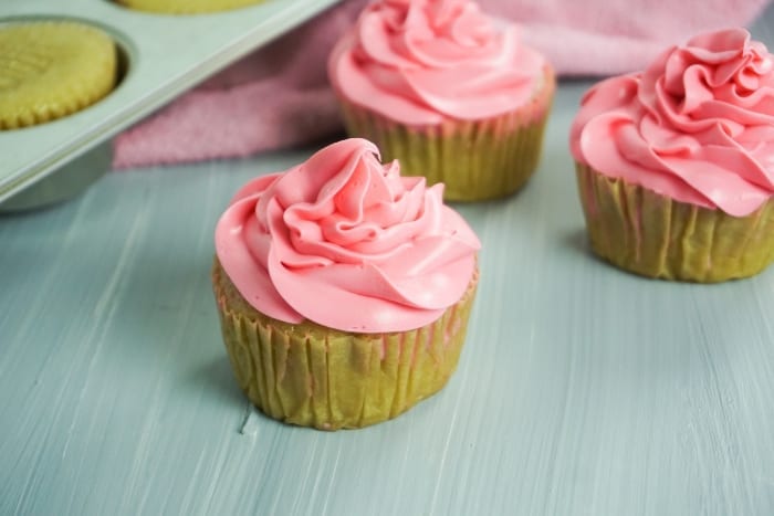 I am not kidding, for a little girl's night-in, these Boozy Strawberry Liqueur Cupcakes are so perfect. I die. #boozycupcake #drunkcupcake #strawberrycupcake #cupcake