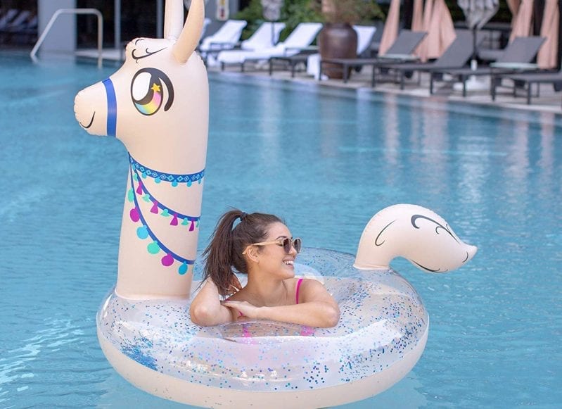 The Llama Pool Float is Summer GOALS!