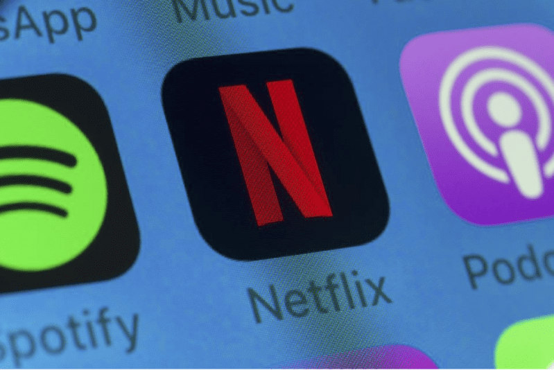 If Netflix Doesn’t Do Something in The Next 172 Days, It’s All Over