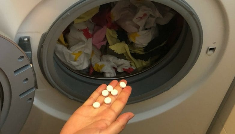 People Are Putting Aspirin Into Their Laundry and I Am Trying It