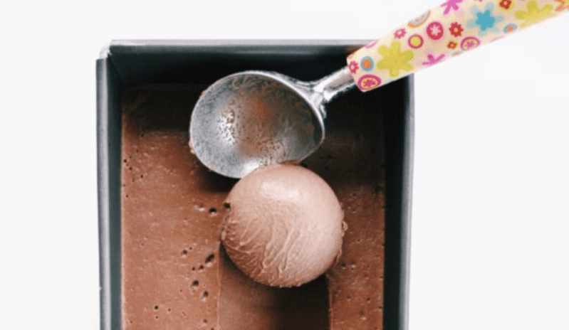 People Say If You Use This Common Kitchen Ingredient In Your Ice Cream, It’ll Soften It