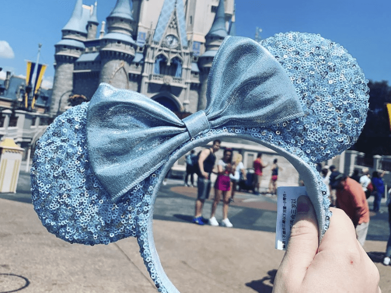 Disney Released Arendelle Aqua Minnie Ears and I Need A Pair