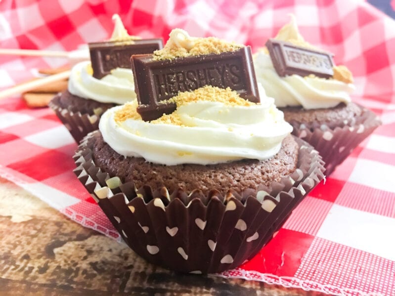 Easy S’Mores Cupcakes