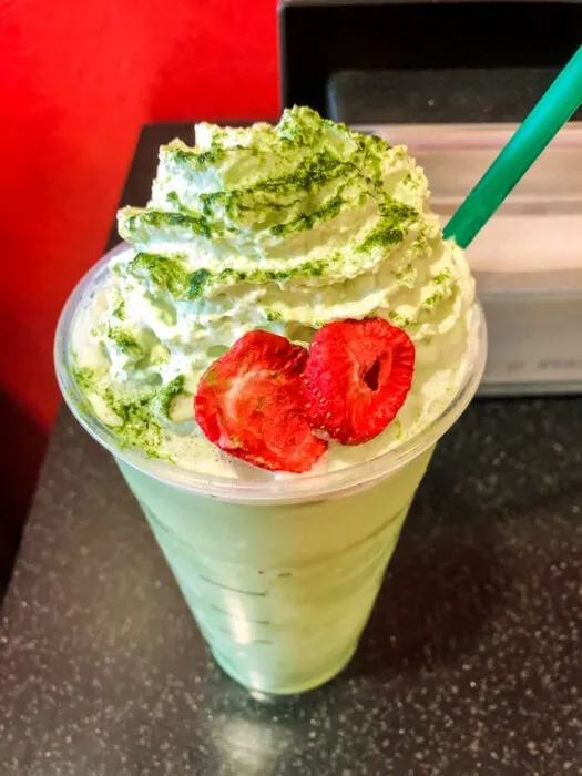 A Grinch Frappuchino is simply a vanilla bean frappuchino with macha powder blended in