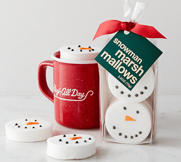 You Can Get Snowman Marshmallows For The Cutest Hot Cocoa Ever