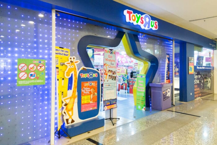 Toys R Us Is Opening New Stores Before Black Friday