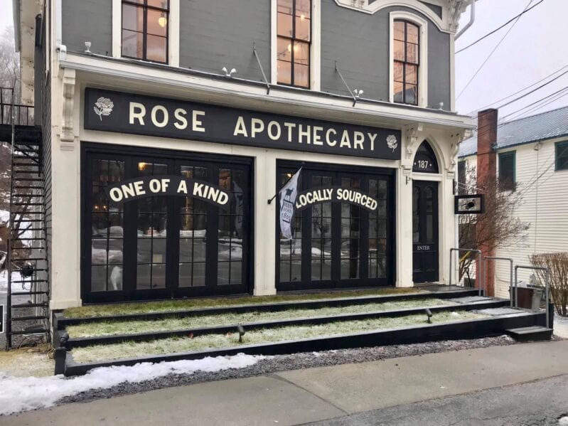 You Can Visit A Rose Apothecary Pop-Up Store From Schitt’s Creek
