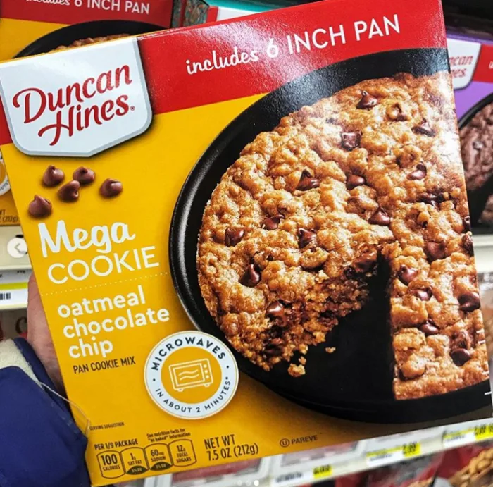 Duncan Hines Mega Cookie Pan Cookie Mix Chocolate Chunk Microwavable