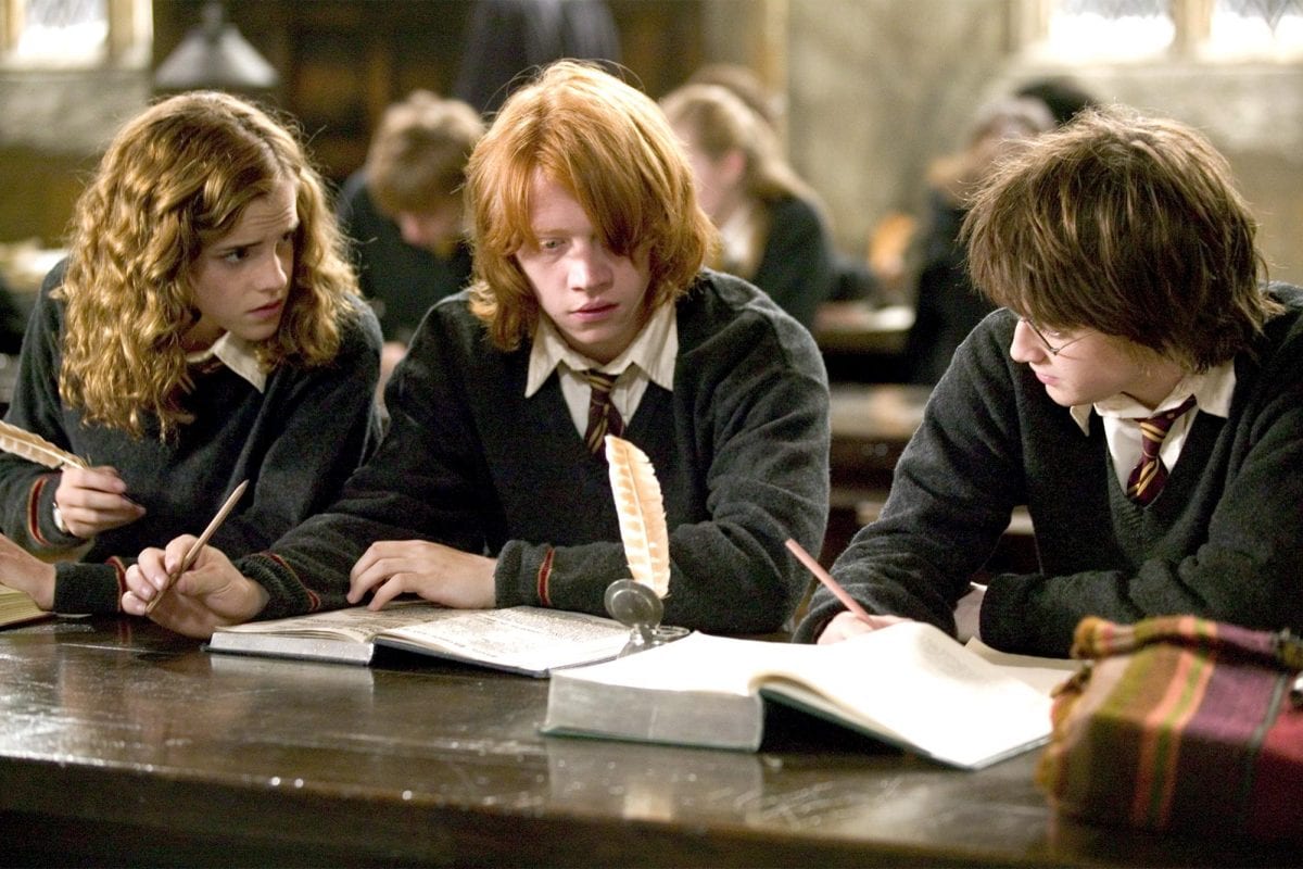 Harry Potter Fans Can Now Take Hogwarts Classes Online, Accio All Of Them To Me!