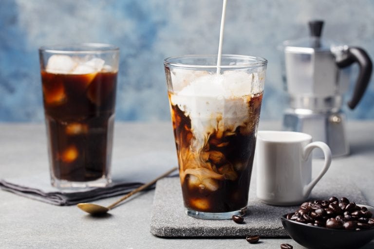 How To Make Your Own Copycat Starbucks Vanilla Sweet Cream Cold Brew At Home