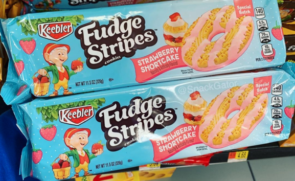 Keebler Just Released Fudge Stripes Strawberry Shortcake Cookies and I Need Them