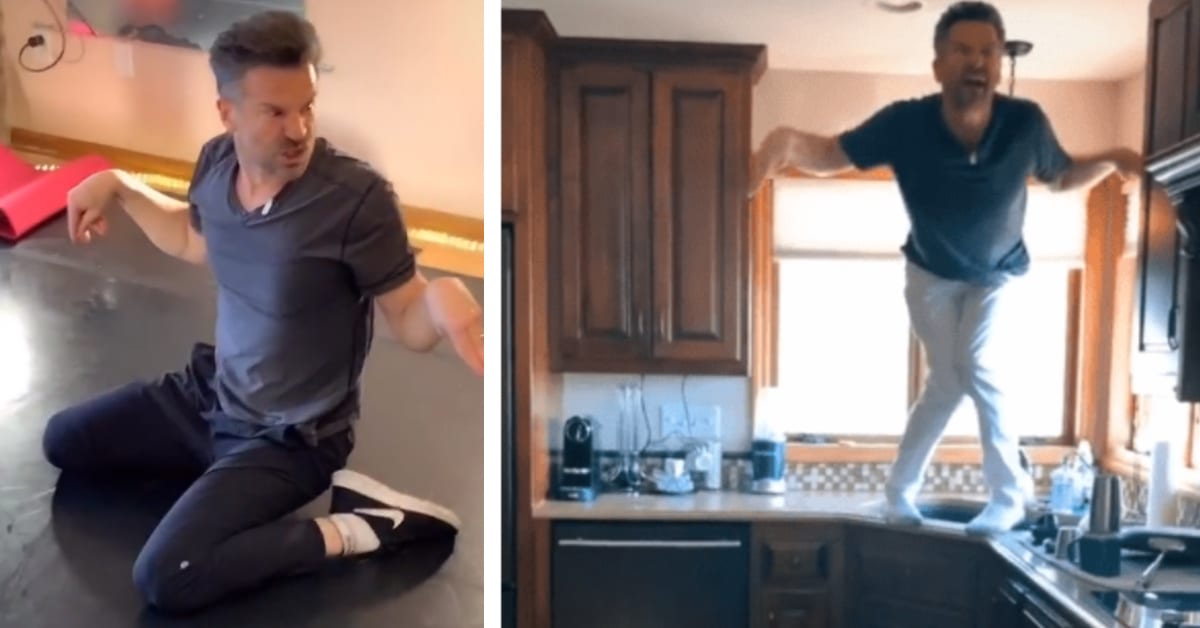 This Dad Turns Into A Dinosaur Whenever His Kids Say ‘Dadosaur’ and The Mom Can’t Handle It