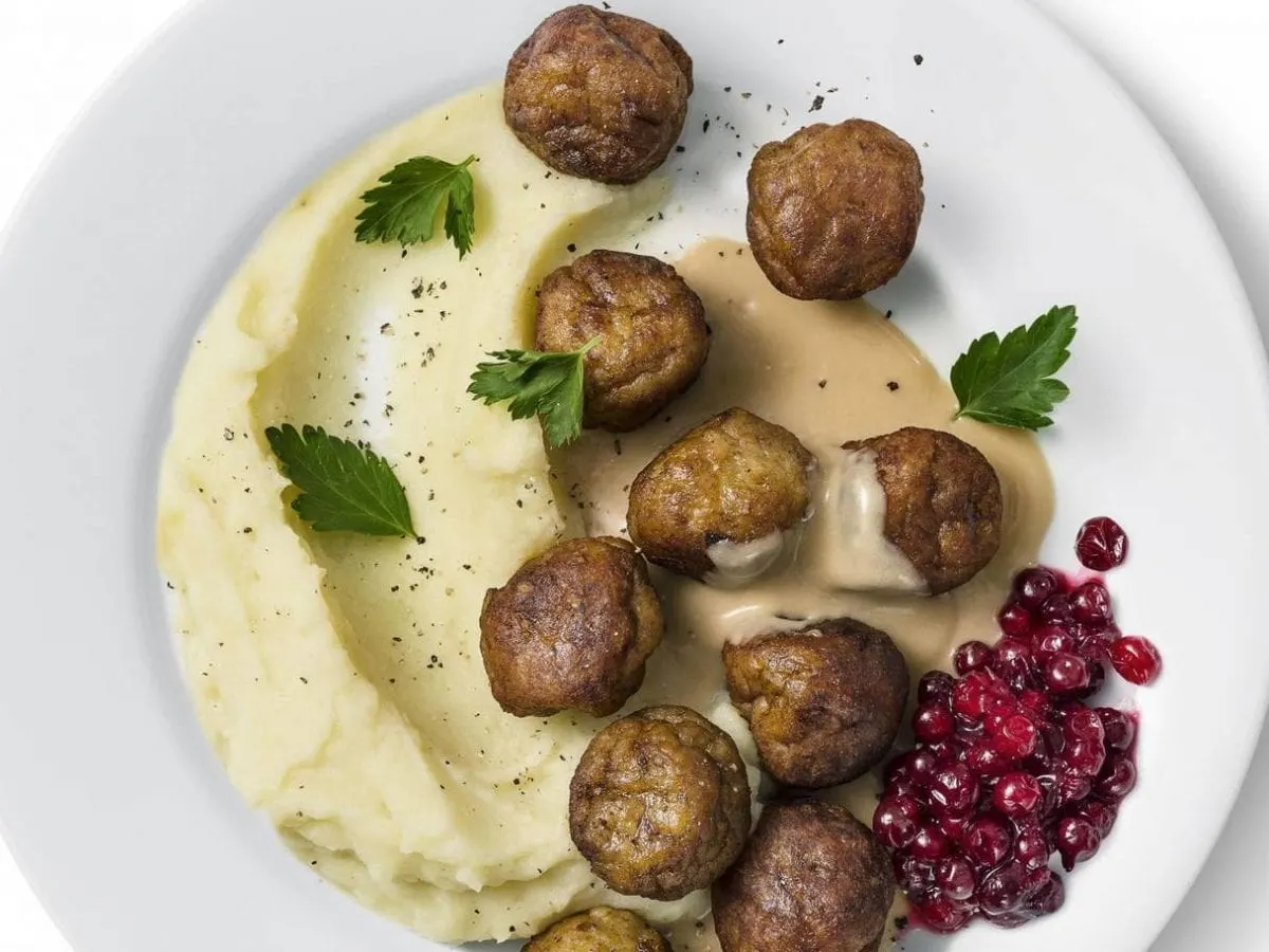 Swedish Meatballs (homemade Ikea Meatballs)