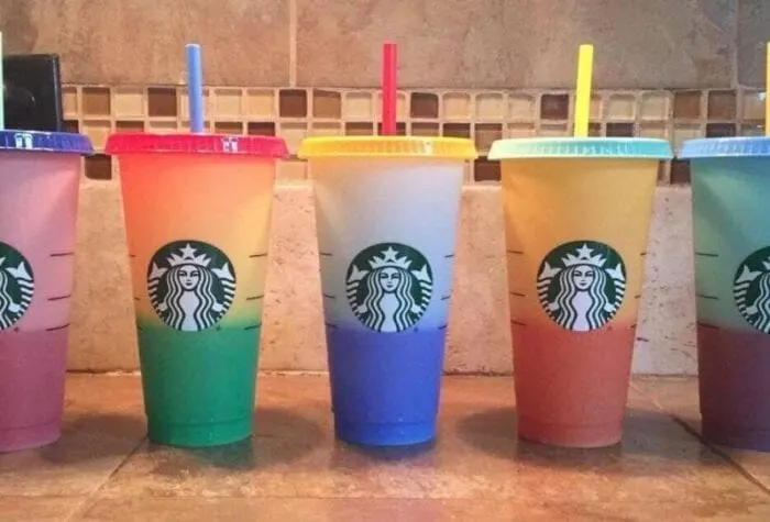 https://cdn.totallythebomb.com/wp-content/uploads/2020/05/Starbucks-Color-Changing-Cups--700x475.jpg.webp