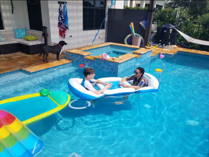 Details about   Swimline 90675 Inflatable Floating Kids Game Station For Swimming Pool 