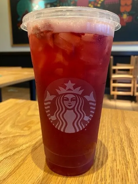 Here's How You Can Get A Skinny Red Drink at Starbucks That Tastes Like ...