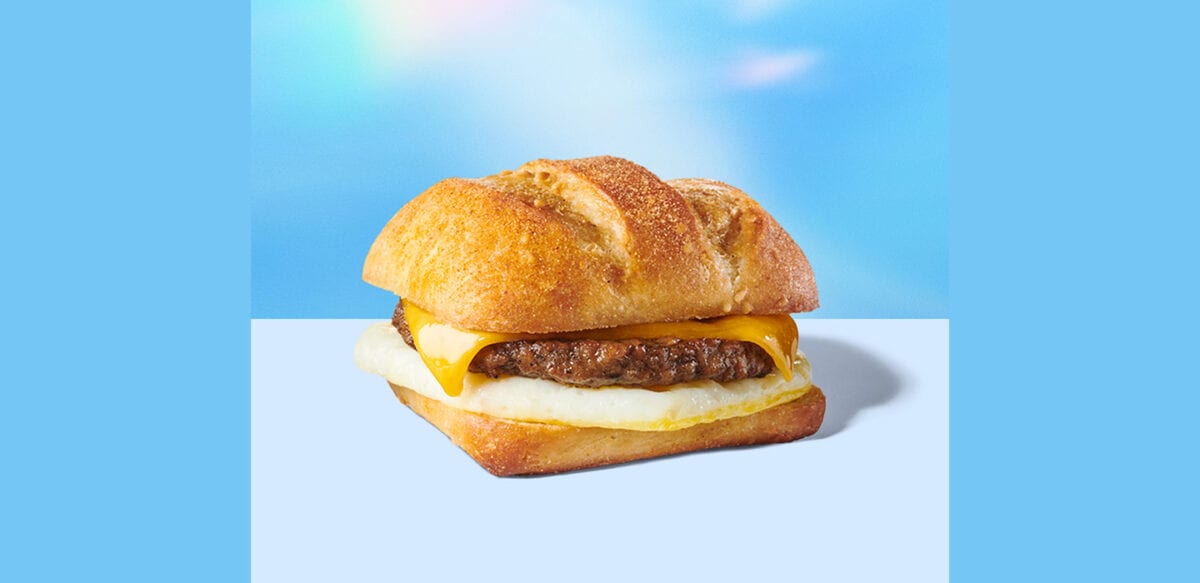 Starbucks Just Released A New ‘Impossible’ Vegetarian Breakfast Sandwich And I Can’t Wait To Get One