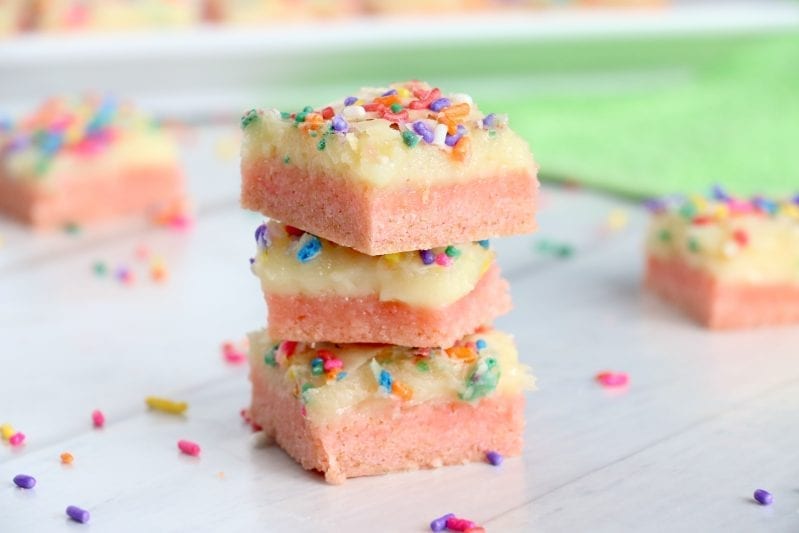 14 Simple Recipes That Use Cake Mix To Make Them So Moist And Good