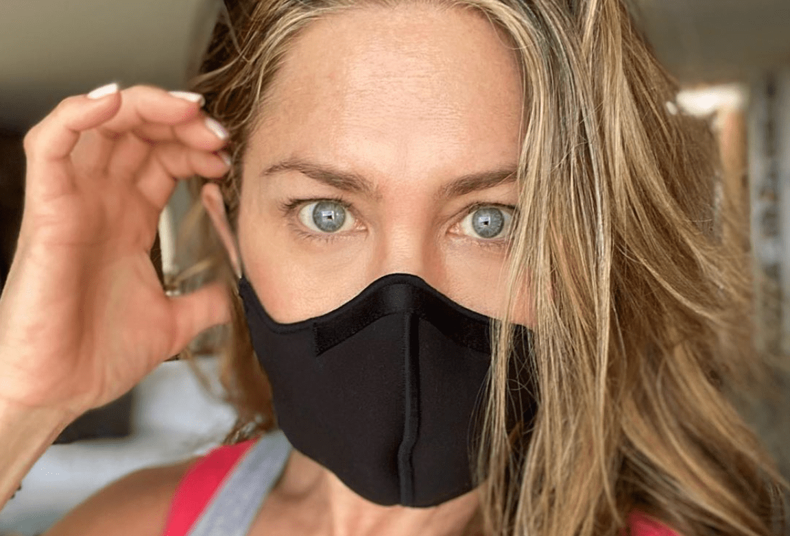 Jennifer Aniston Is Urging Everybody To “Care About Human Life” And Wear That Mask