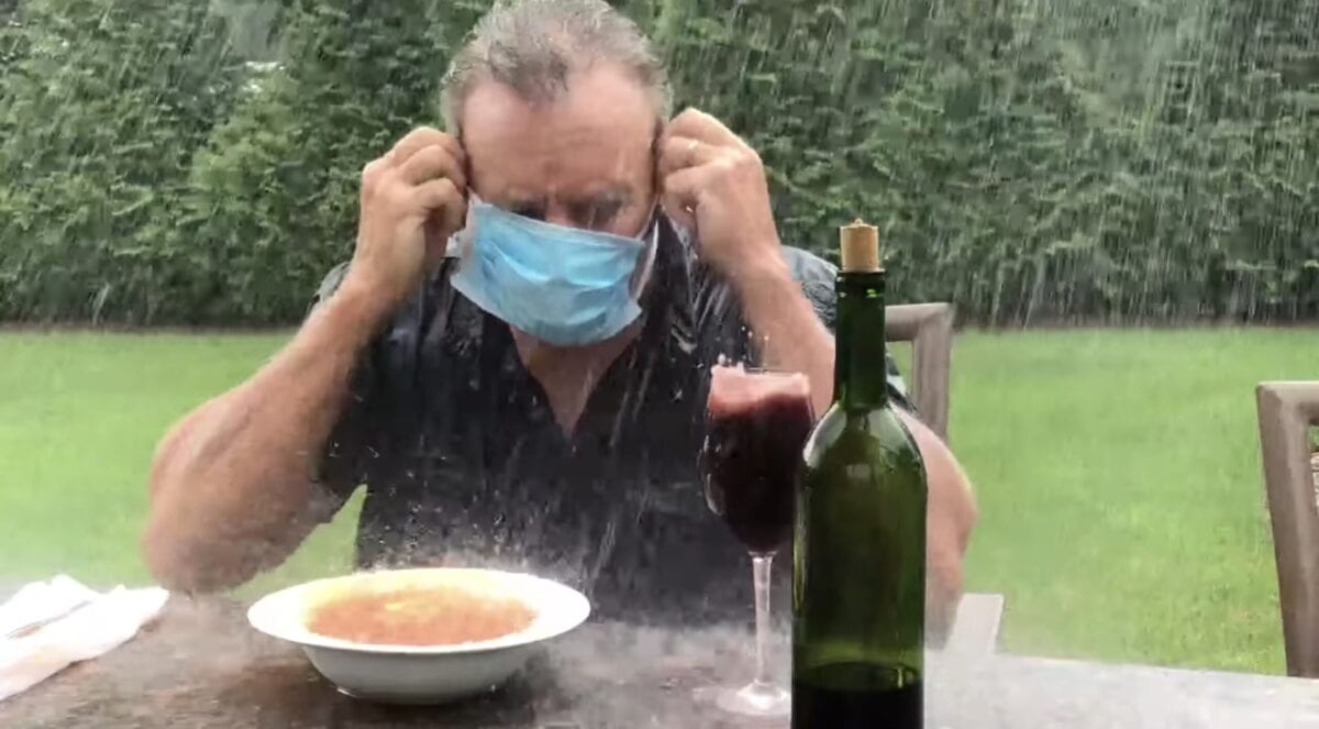 This Man Hilariously Shows Us What It's Like To Dine Outside During A ...