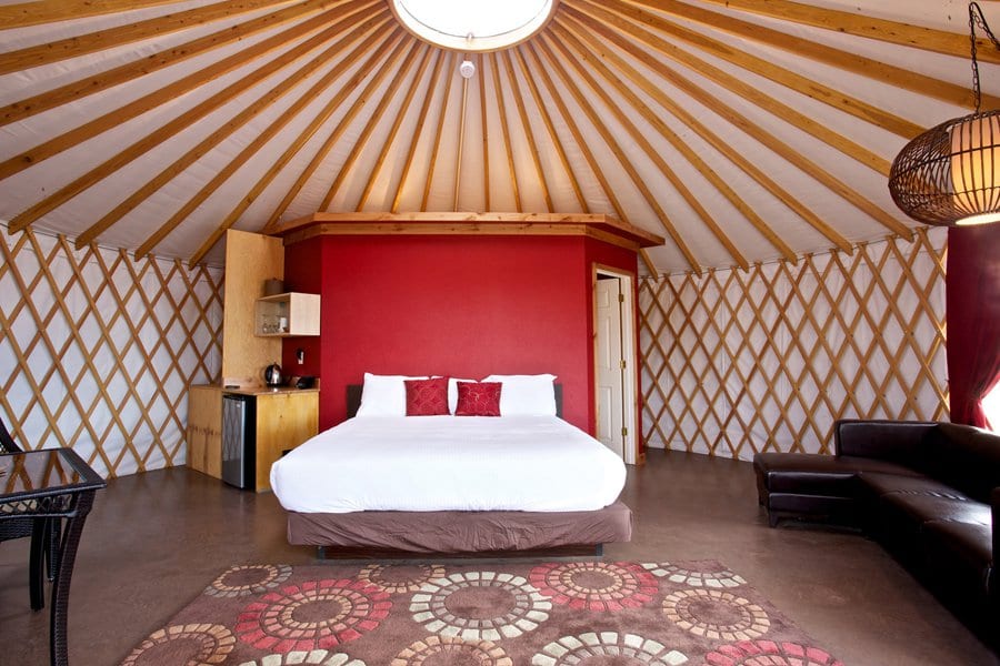 You Can Stay In A Yurt In The Middle Of Nature And It's The Vacation I ...