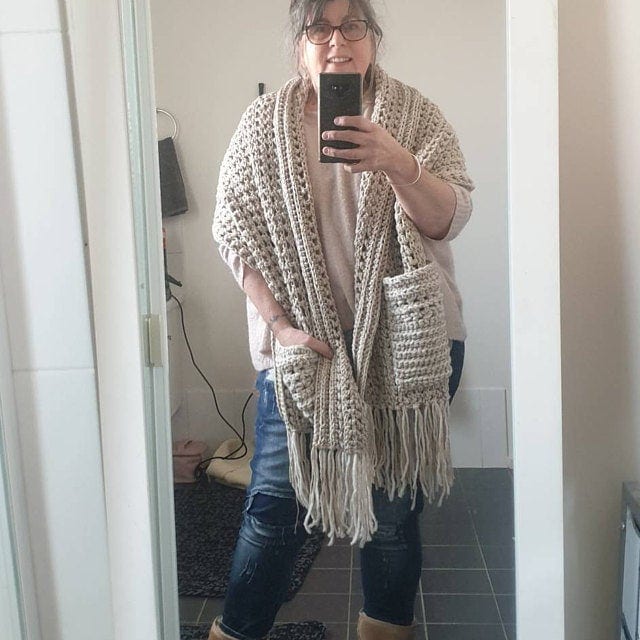 You Can Crochet This Super Cute Boho Shawl That Comes With Pockets
