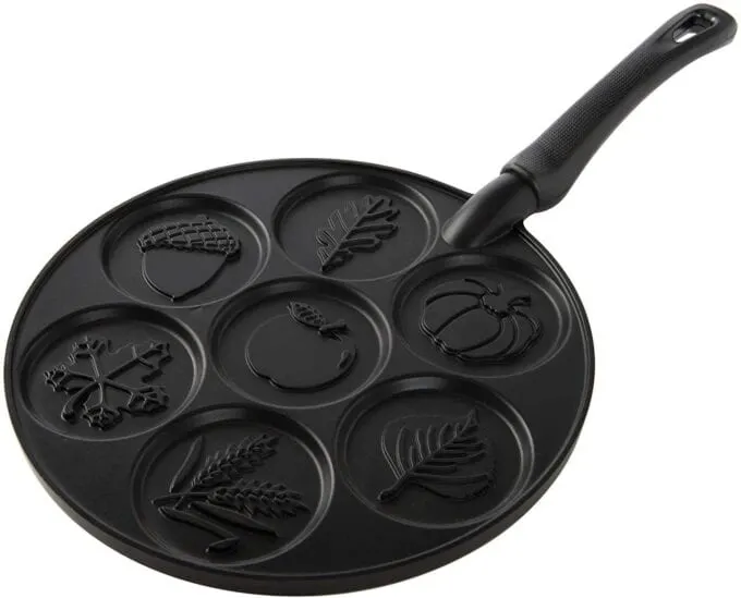 Nordic Ware - Falling Snowflake Pancake Pan