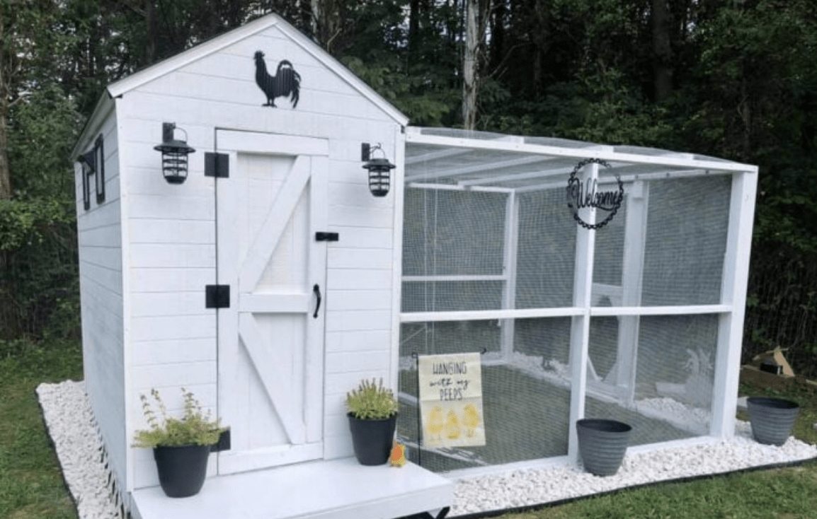 This Man Built His Wife A Farmhouse Chicken Coop and Now I Want One