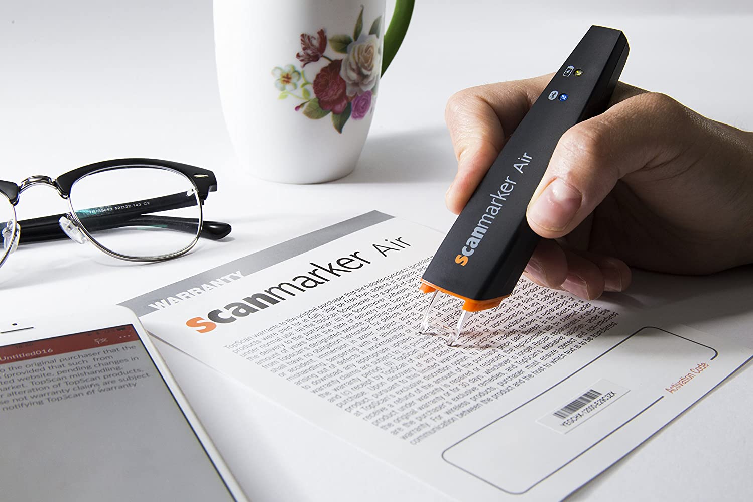 Forget Highlighters, This Handheld Pen Scanner Takes Notes Digitally And Uploads Them To Your Phone