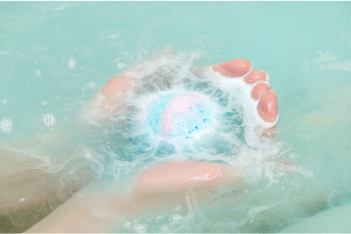 You Can Get A Cloud Bath Bomb That Creates A Rainbow In Your Bathtub