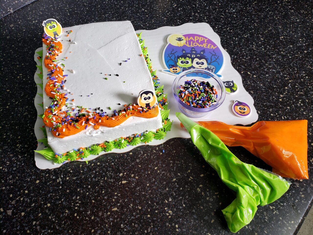 Sam’s Club Is Selling A $10 Ready to Decorate Halloween Cake and My Kids Need It
