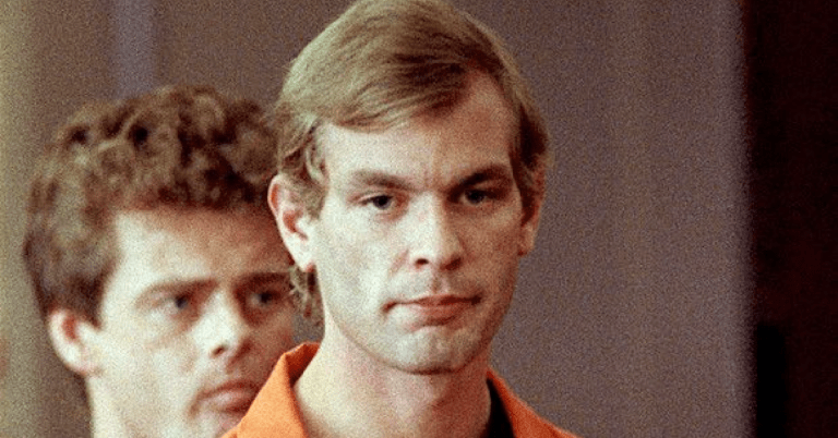 Ryan Murphy Is Making A Jeffrey Dahmer Series For Netflix And I Can Not Wait To Watch It