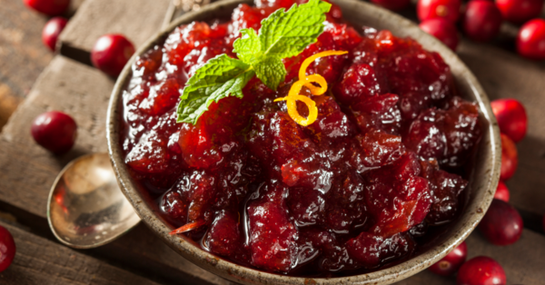 How To Make Homemade Cranberry Sauce That You Will Actually Love