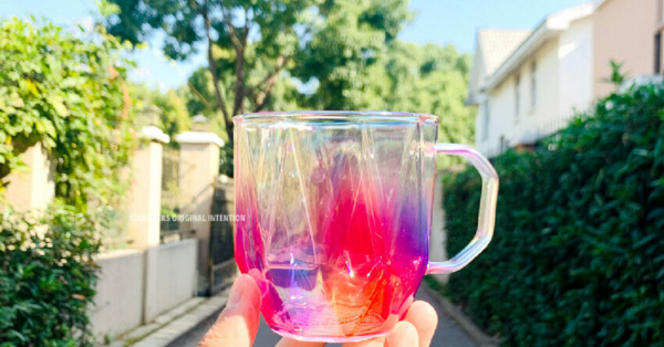 Starbucks Has An Iridescent Glass Mug That Is Absolutely Stunning And I Want It