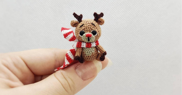 You Can Buy A Tiny Crocheted Red-Nosed Reindeer And It’s Totally Adorable!