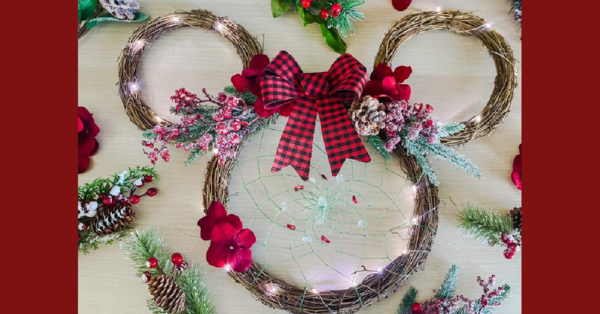 You Can Get A Mickey Mouse Christmas Dreamcatcher Wreath That Would Be Perfect For Any Disney Lover