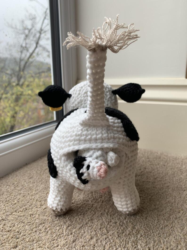 You Can Crochet A Mama Cow With Her Baby Calf And It Is Absolutely Adorable